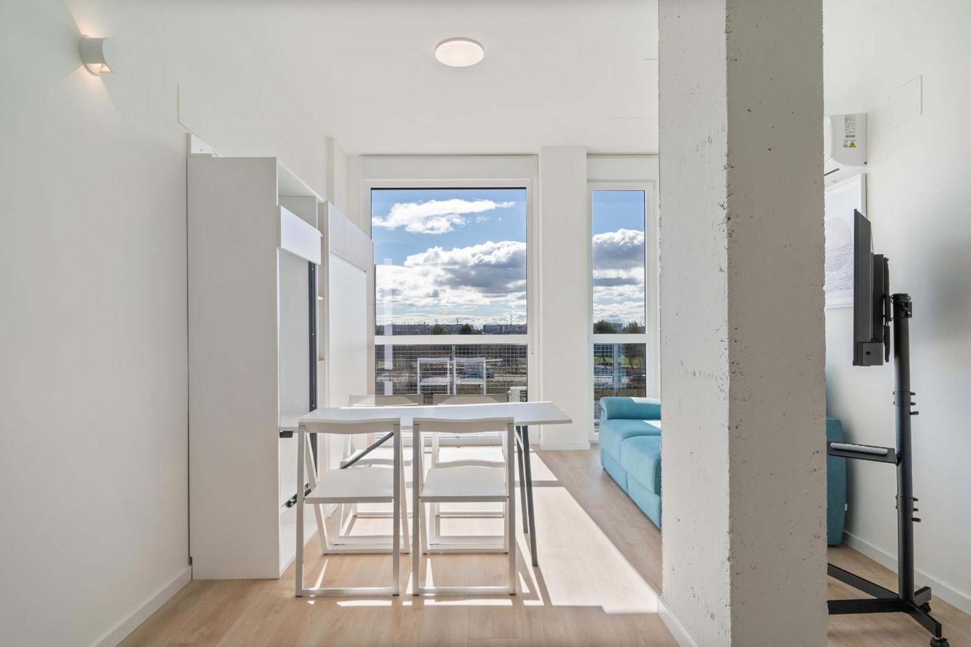 Apartamento Loft Reformado Industrial Con Garaje Alquiler Temporal Madrid Exterior foto